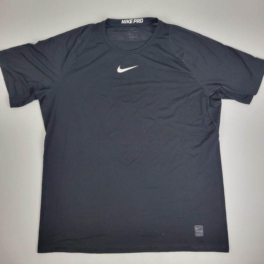 NIKE PRO Dri-Fit Shirt Mens XXL Black Fitted Short Sleeve Athletic Performance